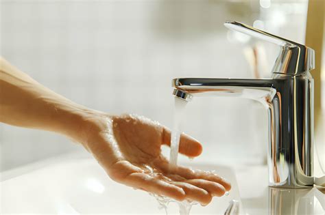 Which Side Is Hot And Cold On A Faucet Faucet Maintenance DIY Tips And Buyers Guides