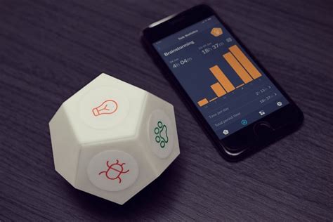 This Interactive Time Tracking Device Improves Productivity