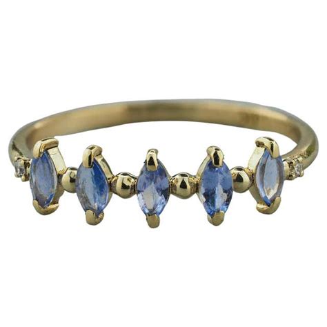 Tanzanite and Diamond Ring For Sale at 1stDibs