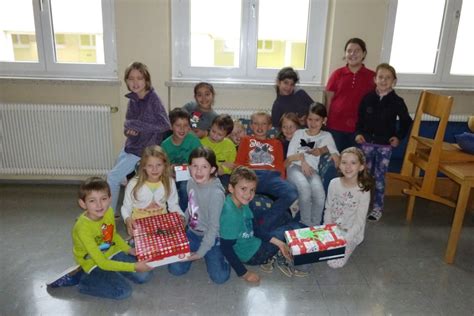 Weihnachten Im Schuhkarton Volksschule Gutau