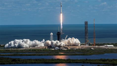 SpaceX, NASA launches 3 astronauts and 1 cosmonaut to the ISS | CNN