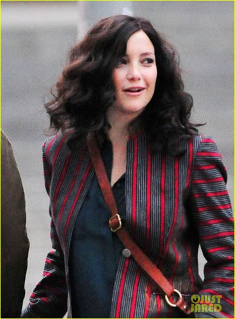 Kate Hudson Brunette Hairdo For Reluctant Fundamentalist Photo