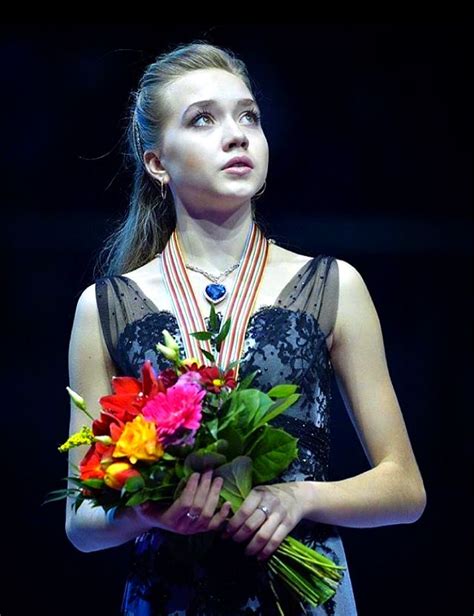 Elena Igorevna Radionova エレーナ・ラジオノワ⛸ Elena Radionova Figure Skater