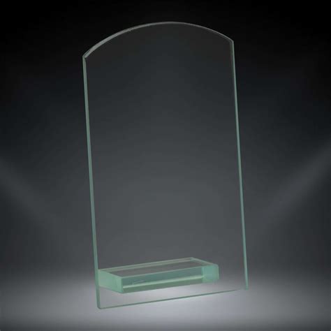 Glass Awards Awards Page 2 Of 6 Royal Trophies