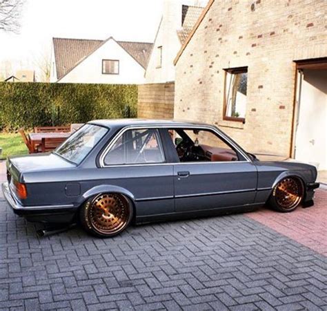 Bmw E Series Grey Slammed Bmw Oldtimer Bmw Er Sch Ne Autos