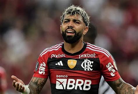 Gabriel Barbosa L Attaquant Br Silien Banni Pour Ans