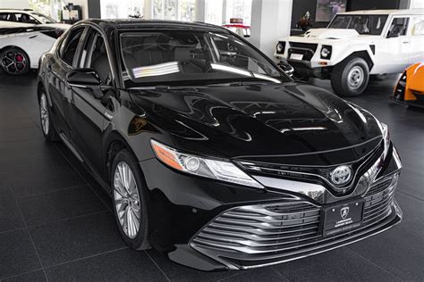 Midnight Black Metallic Toyota Camry Xle Hybrid Flickr