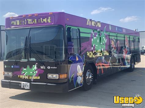 Huge 2004 Gillig Mobile Gaming Party Bus Video Game Truck For Sale