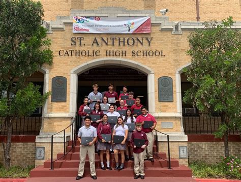 St Anthony Catholic High School Sachs MỘt ThÀnh ViÊn CỦa