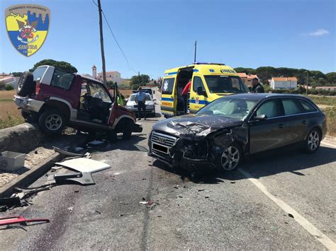 Colis O De Dois Ve Culos Ligeiros Faz Tr S Feridos Em Vila Verde