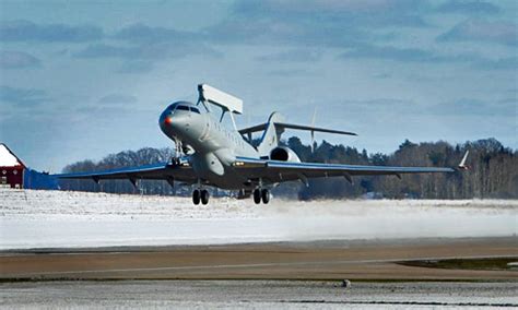 Defensa y Armas EAU anuncia su intención de adquirir dos aviones Saab