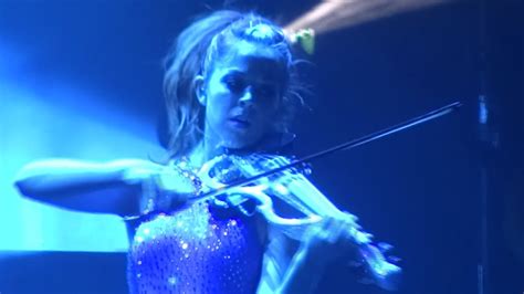 Lindsey Stirling Crystallize Live Lyon 2017 Fr Youtube