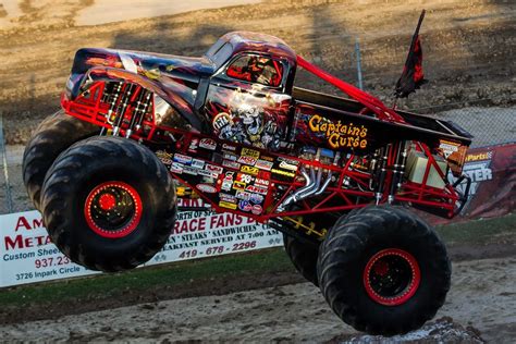 Monster Jam New Weston Ohio 2013 Sportsandmore Monster Trucks Big