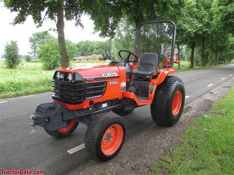 Kubota B7800 Tractor Photos Information