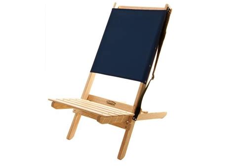 Object Of Desire Folding Canvas Beach Chair Gardenista Folding