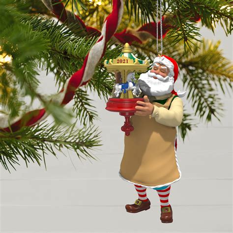 Toymaker Santa Hallmark Christmas Ornament Hooked On Hallmark