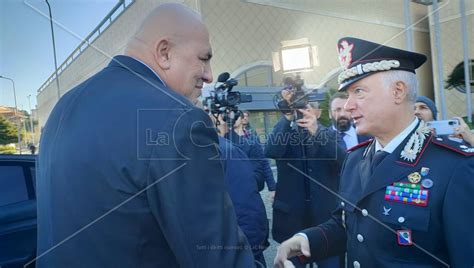 Il Ministro Della Difesa Crosetto In Calabria Dai Carabinieri