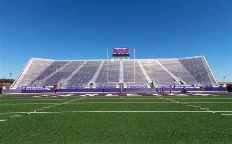 Vertical Rail System Southern Bleacher Stadium Fencing