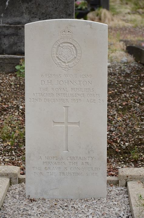 Croix Communal Cemetery Ww1 A Photographic Guide To