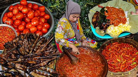 Ngasih Sambalnya Ngawur Gak Aturan Jualan Cuma Jam Langsung Ludes