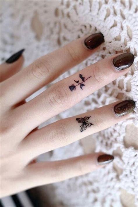 Simple Yet Elegant Tiny Tattoos For Women