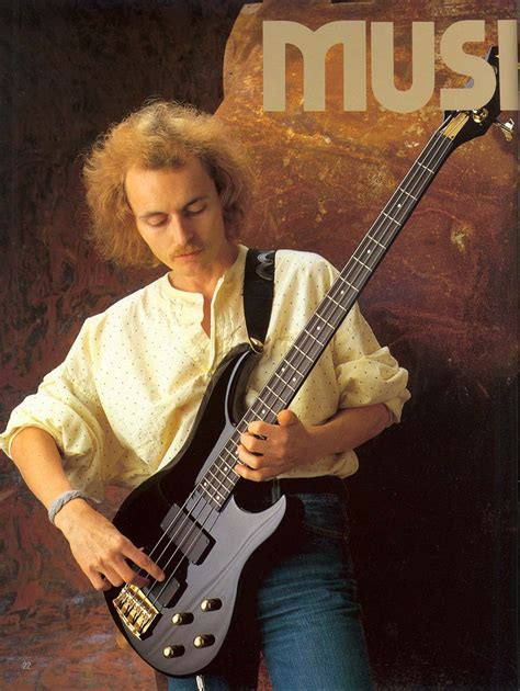 Ibanez Musician Bass - Wikipedia