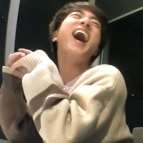 Jin Pics On Twitter Bts Jin Meme Faces Funny Faces