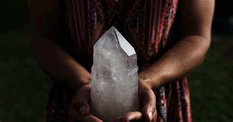 How To Cleanse And Charge Crystals