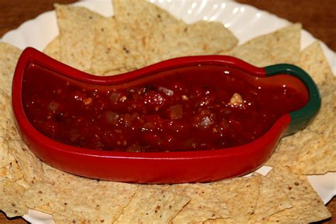 Southwest-Style Picante Sauce Recipe (Not Too Spicy!) - Delishably