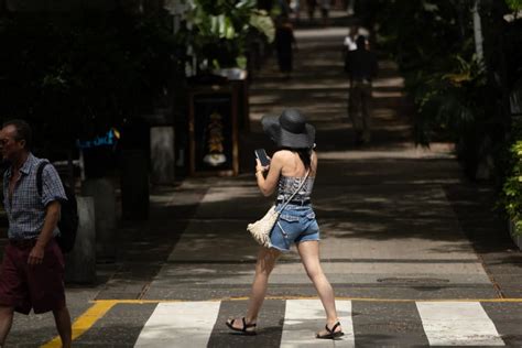 El Aviso Amarillo De La Aemet Por Calor En Canarias Contin A Este Lunes