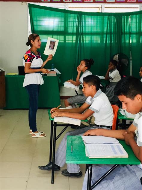 Realizaron Clase Muestra En N Huatl En Escuela De Tamazunchale