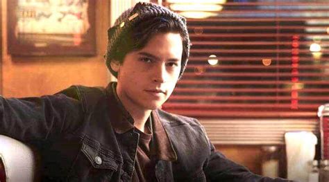 Riverdale Season 3 Jugheads Mom And Sister Revealed