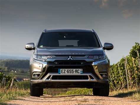 Mitsubishi Outlander 3 essais fiabilité avis photos prix