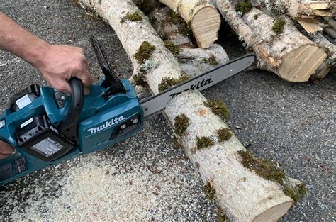 Makita 18V X2 (36V) LXT Cordless 14” Chainsaw Review XCU07PT