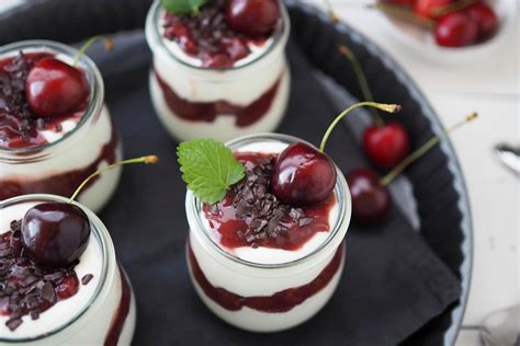 Blitzschnelles Schwarzwälder Kirsch Dessert Ohne Alkohol Wiewowasistgut Rezept Kirsch