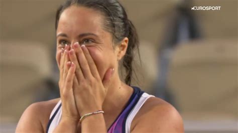 Roland Garros Cuore Cocciaretto Lacrime Per La Prima Vittoria Con