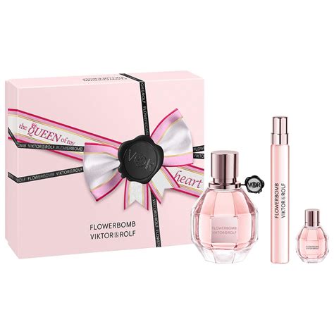 Flowerbomb Eau De Parfum Perfume Gift Set | Cosmopolitan Shop