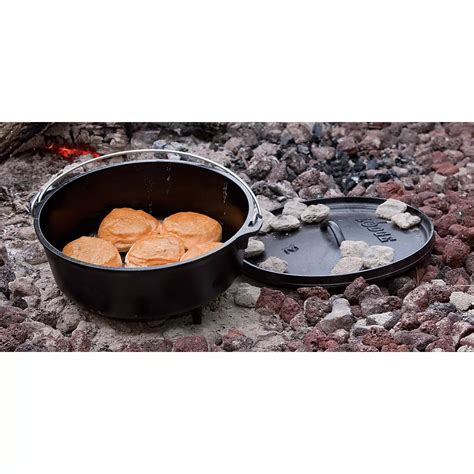 Lodge 6 Qt Camp Dutch Oven Academy