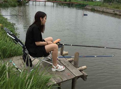 夏季釣鯽魚鯉魚，釣了30年的老釣手說要這麼選釣魚竿，你覺得靠譜不？ 每日頭條