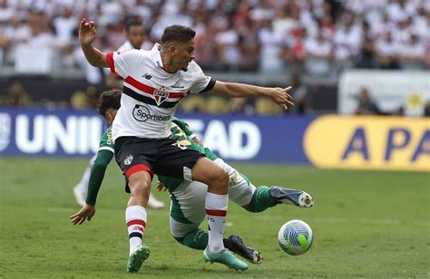 S O Paulo Bate Palmeiras Nos P Naltis E Leva Supercopa Pela