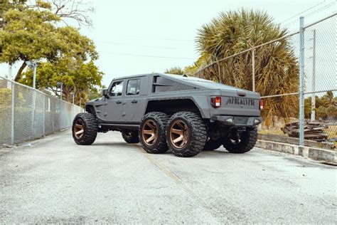 El Coche De Luka Doncic El Monstruoso Hellfire 6x6 Apocalypse