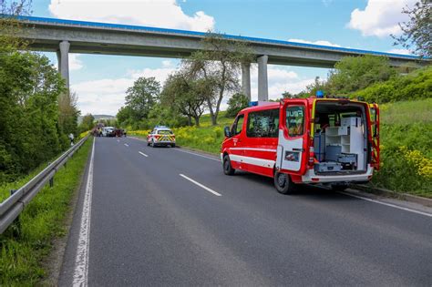 Traktorfahrer Stirbt Bei Unfall In Der Bayerischen Rh N M Nnerstadt