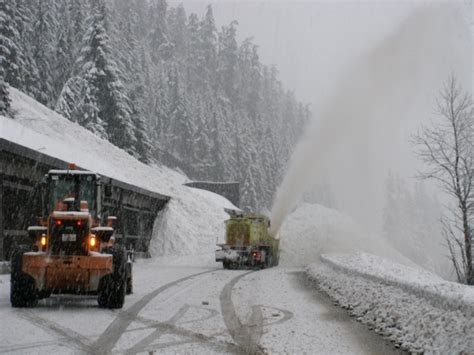 Avalanche Control Work At The Snowshed Crews Performed Ava Flickr