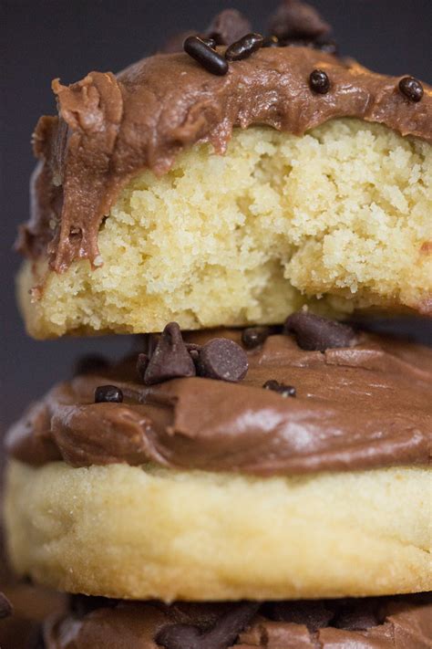 Amish Sugar Cookies With Chocolate Frosting • The Gold Lining Girl