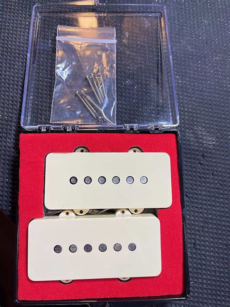 Fender Fender Jazzmaster Yosemite Pickups Creme Reverb