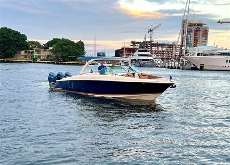 Chris Craft Launch Gt Yacht For Sale Si Yachts