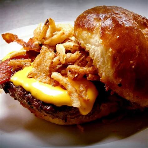 Here Are Of The Best Burger Joints In Iowa