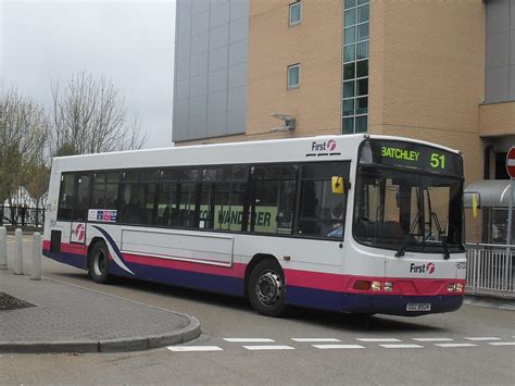 First 67324 Dennis Lance SLF Wright Pathfinder Seen In R Flickr