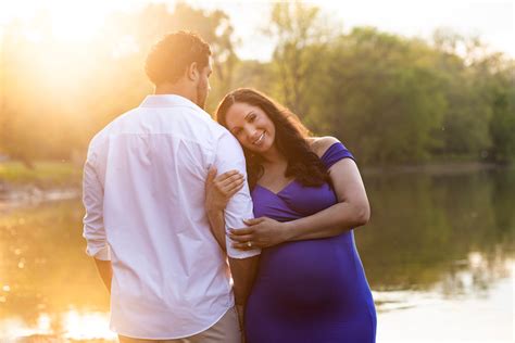 Maternity Newborn Robyn Alwi Photography