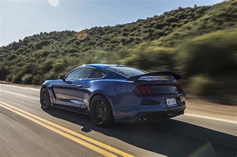 2020 Ford Shelby Mustang Gt500 Vs Gt350 How Theyre Different Automobile Magazine